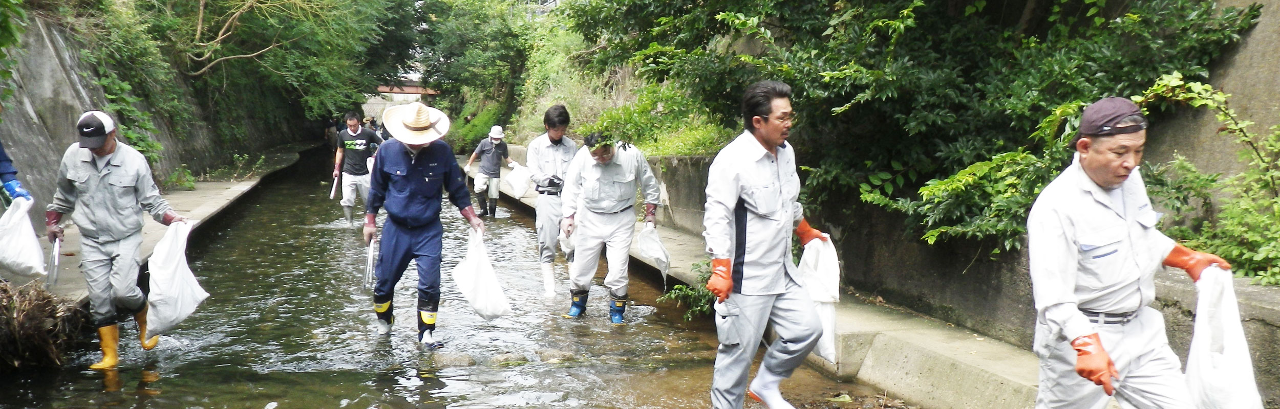 更紗川の清掃活動